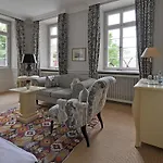 Herrenhaus Von Loew 4* 바트나우헴
