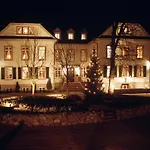 Herrenhaus Von Loew 호텔 바트나우헴