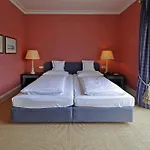 Herrenhaus Von Loew 4*