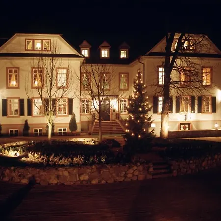 Herrenhaus Von Loew 호텔 바트나우헴