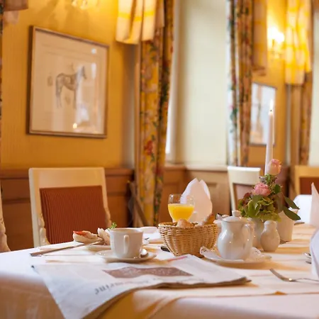 Hotel Herrenhaus Von Loew 4*