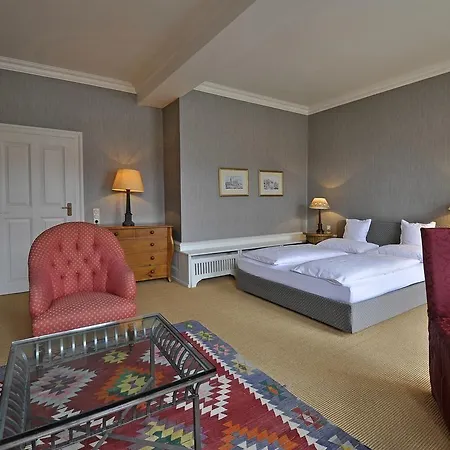 Herrenhaus Von Loew Hotel 4*