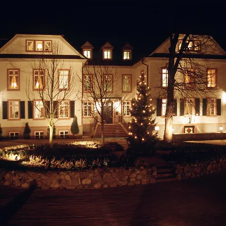 Herrenhaus Von Loew Hotell Bad Nauheim