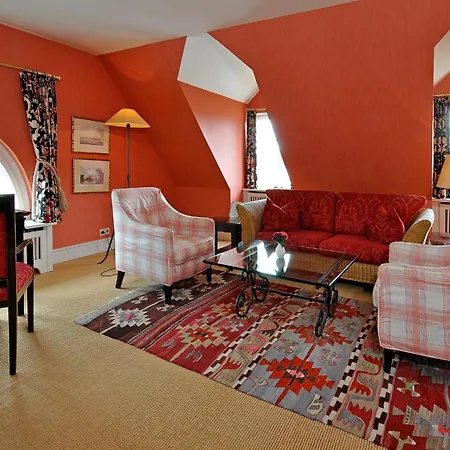 Hotel Herrenhaus Von Loew 4*